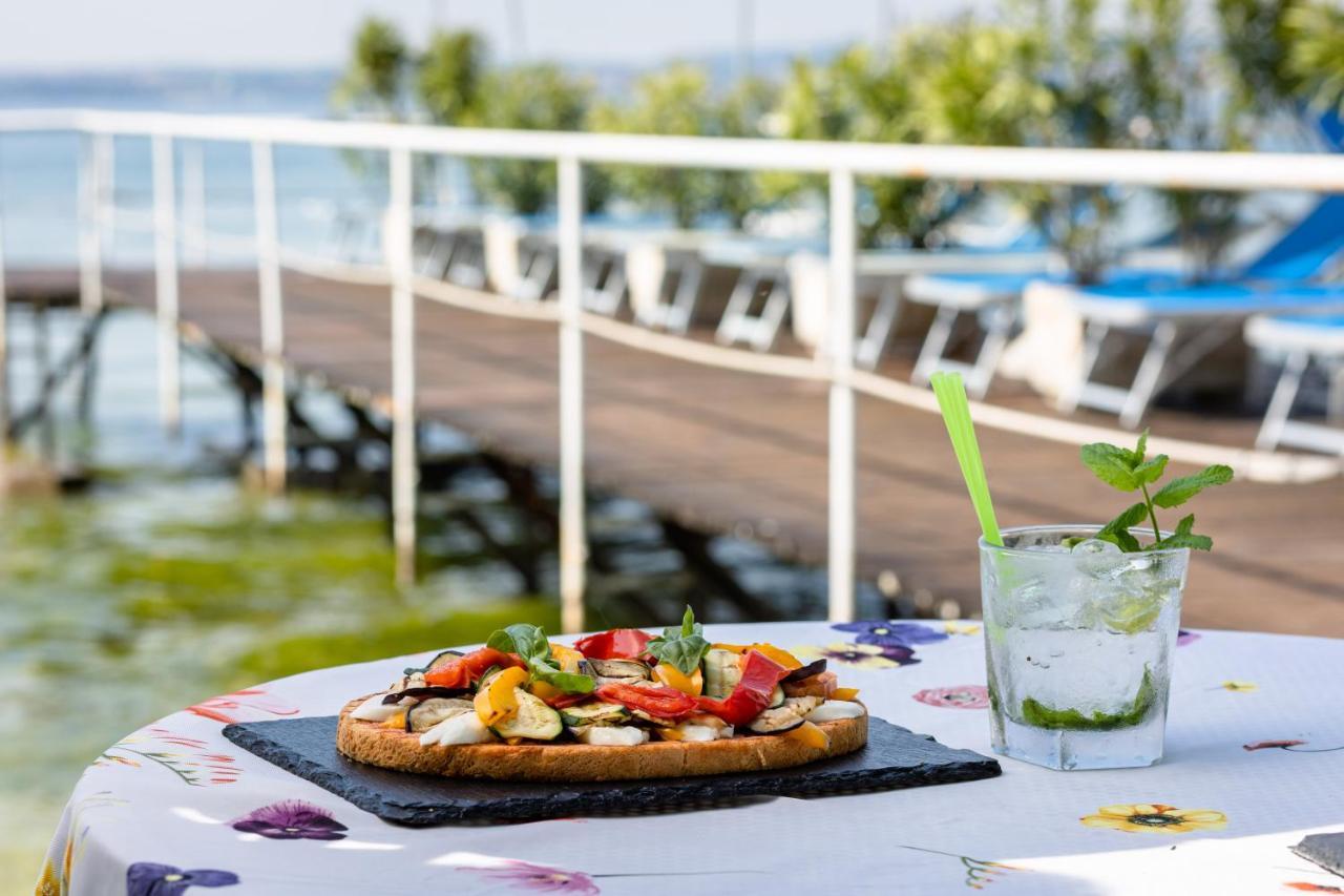 Hotel Serenella Sirmione Buitenkant foto