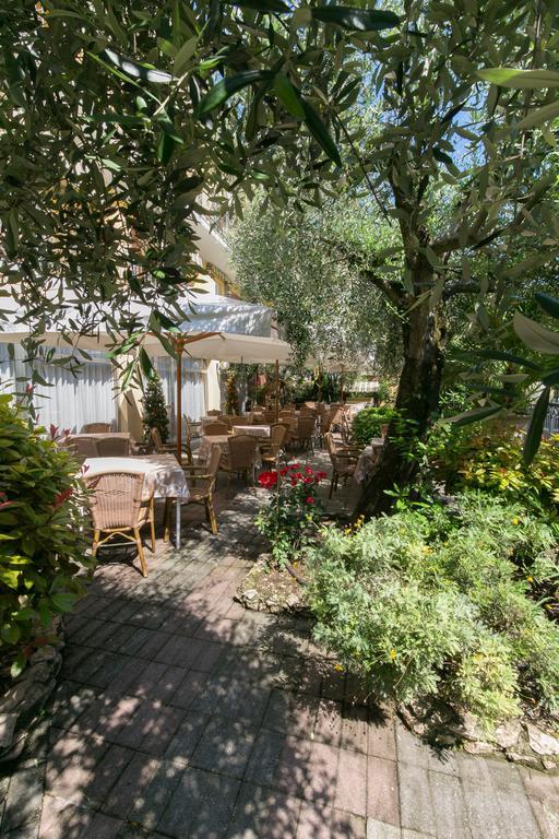 Hotel Serenella Sirmione Buitenkant foto